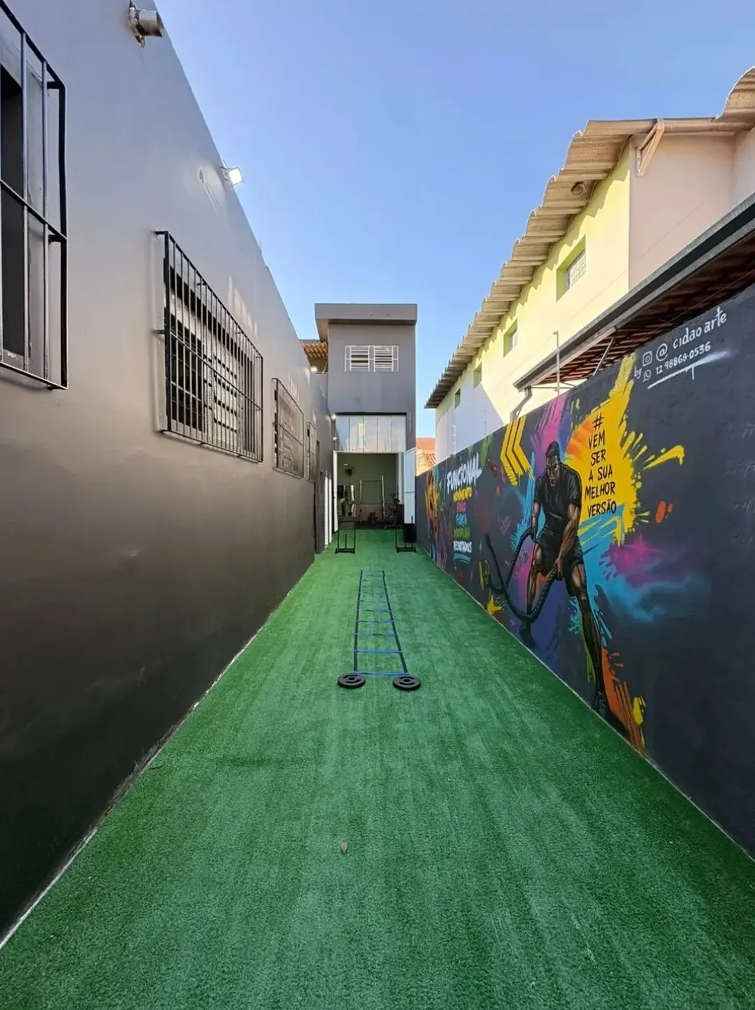 Espaço externo de treinamento funcional do CT São João